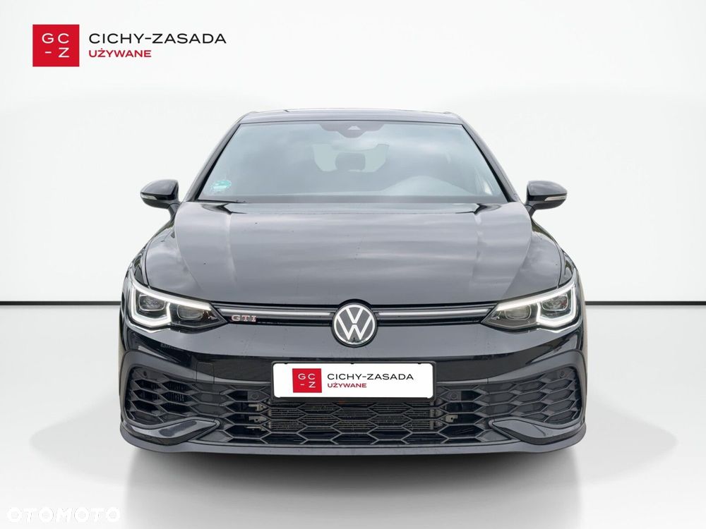 Volkswagen Golf - 9