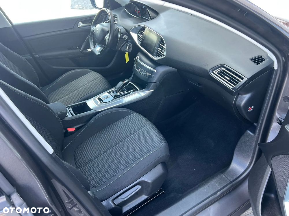 Peugeot 308 - 12