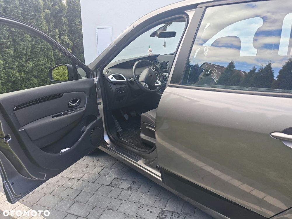 Renault Scenic 1.6 16V TomTom Edition - 4