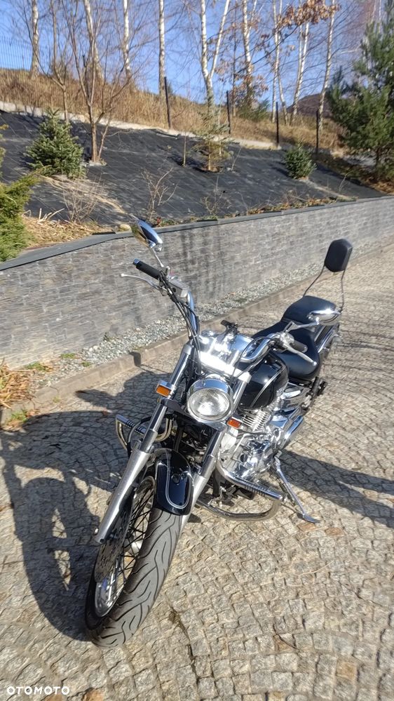 Yamaha XVS - 9