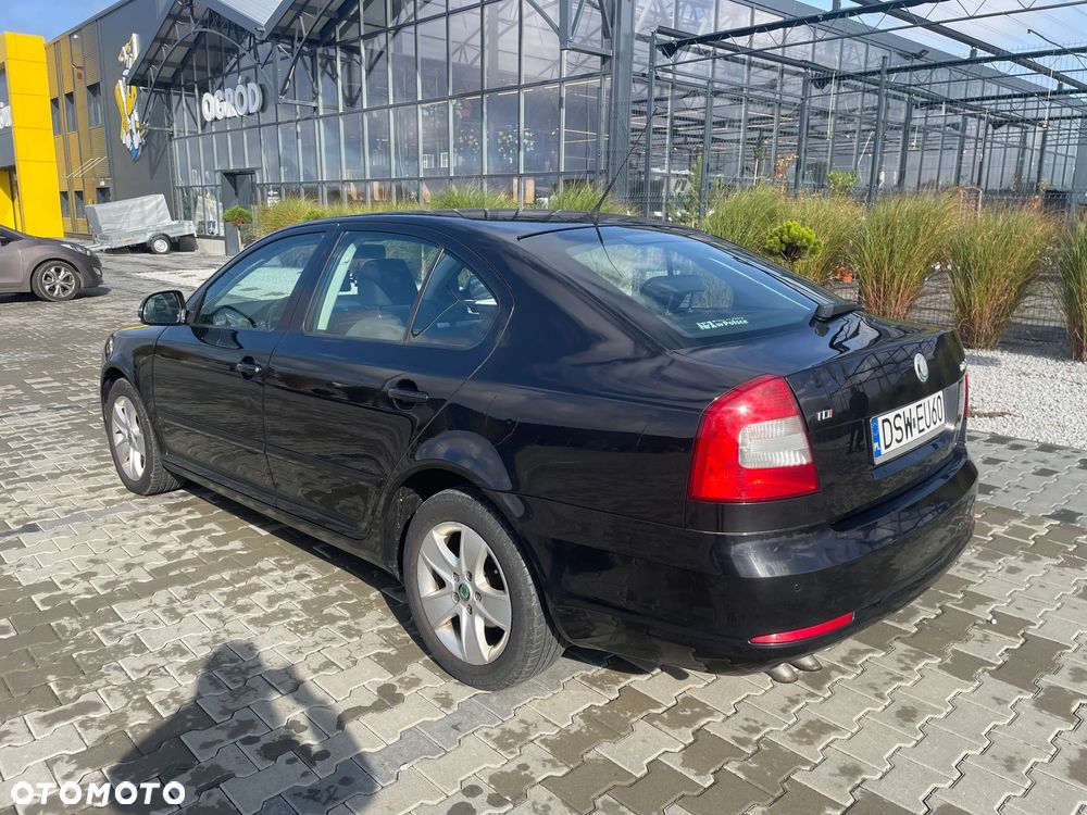 Skoda Octavia 2.0 TDI Elegance - 6