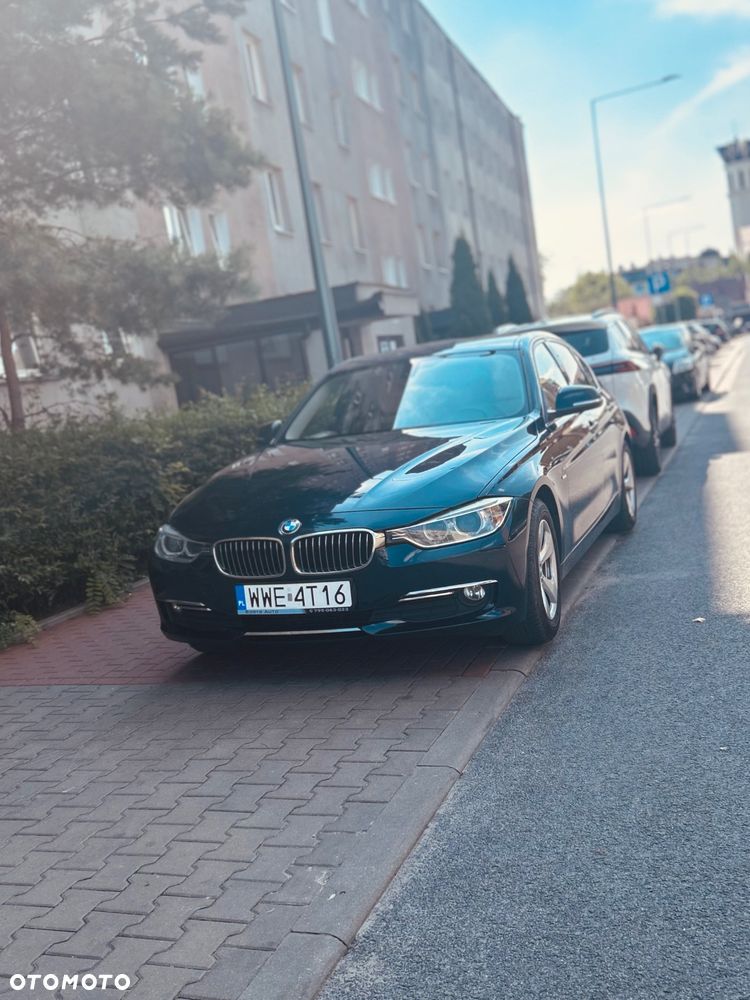 BMW Seria 3 320i Efficient Dynamics Sport Line - 1