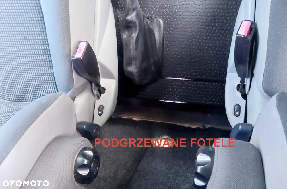 Opel VIVARO LONG - 29