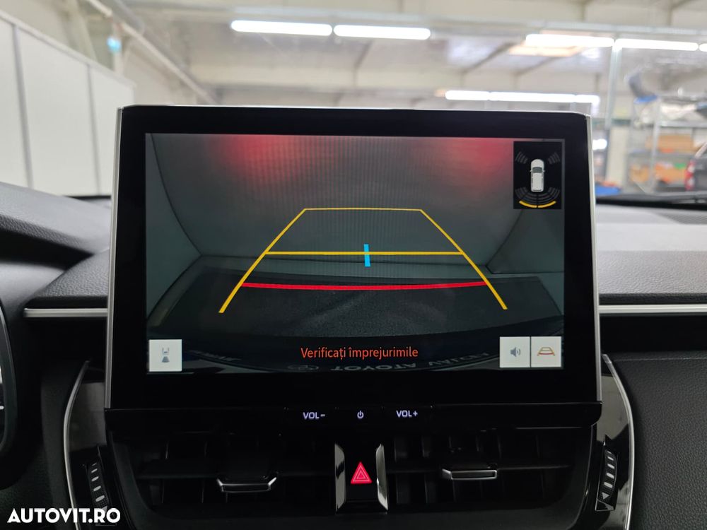 Toyota Corolla Cross - 19