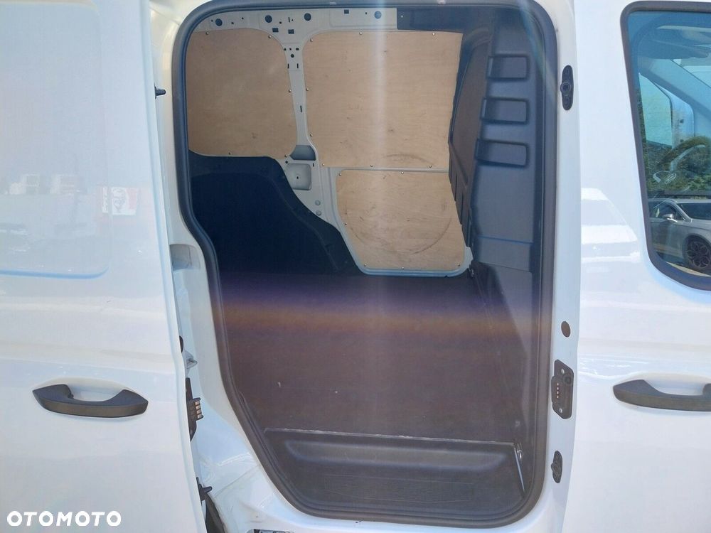 Volkswagen Caddy 2.0TDI 102KM - 23