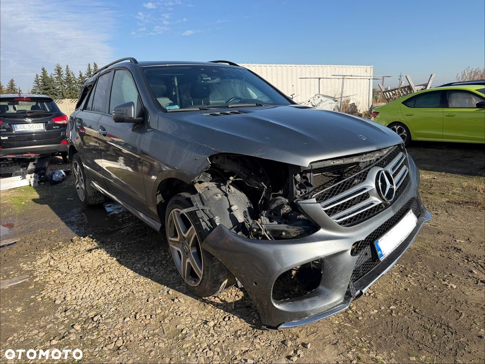 Mercedes-Benz GLE - 10