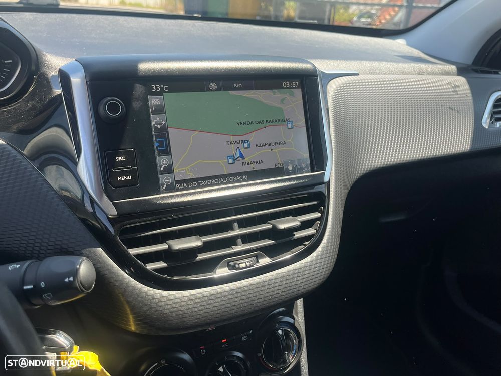 Peugeot 2008 1.6 BlueHDi Style - 7