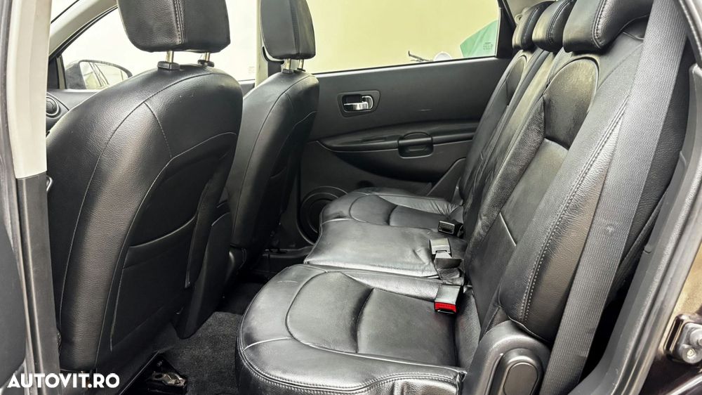 Nissan Qashqai+2 - 9