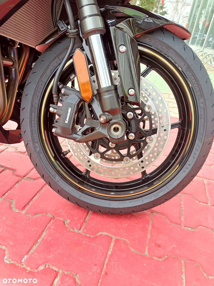 Kawasaki Ninja - 16