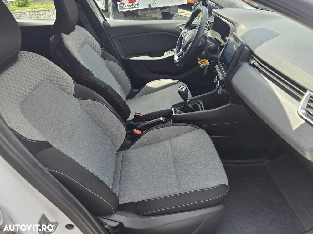 Renault Clio BLUE dCi 100 EVOLUTION - 20
