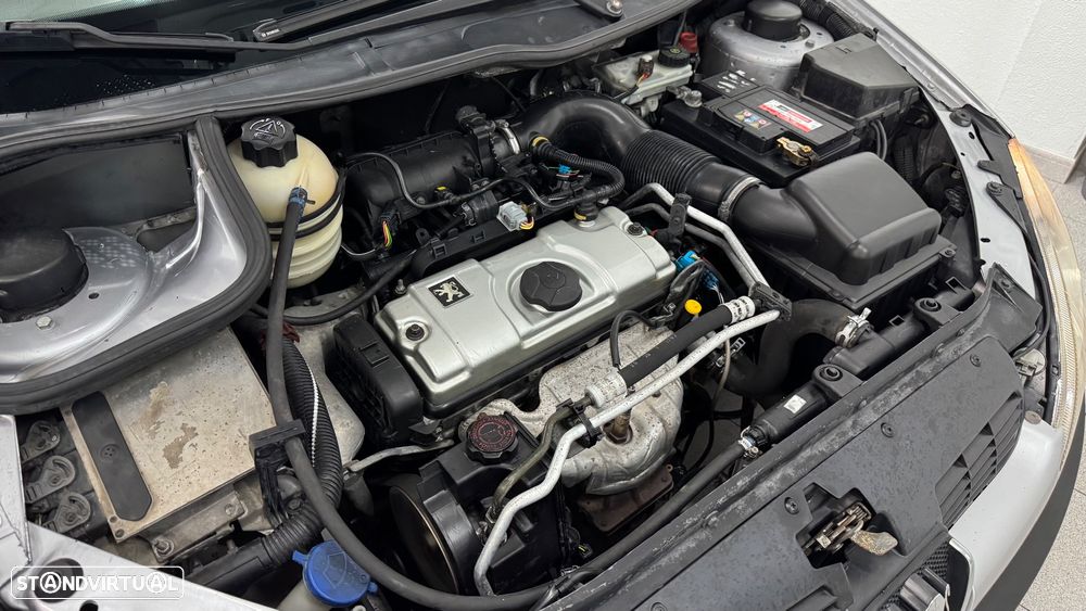 Peugeot 206 1.1 XR - 30