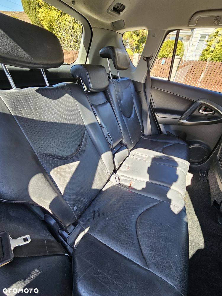 Toyota RAV4 2.0 VVT-i Prestige NAVI MS - 8