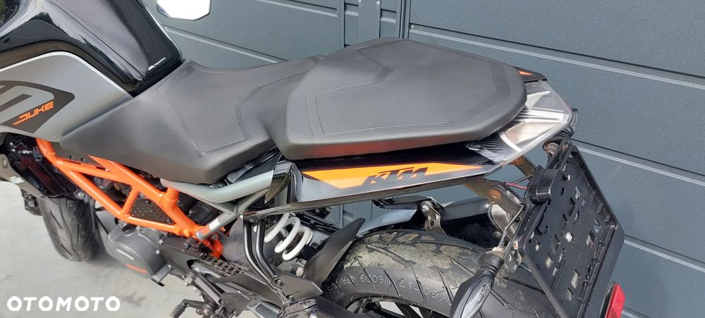 KTM Duke 125 - 15