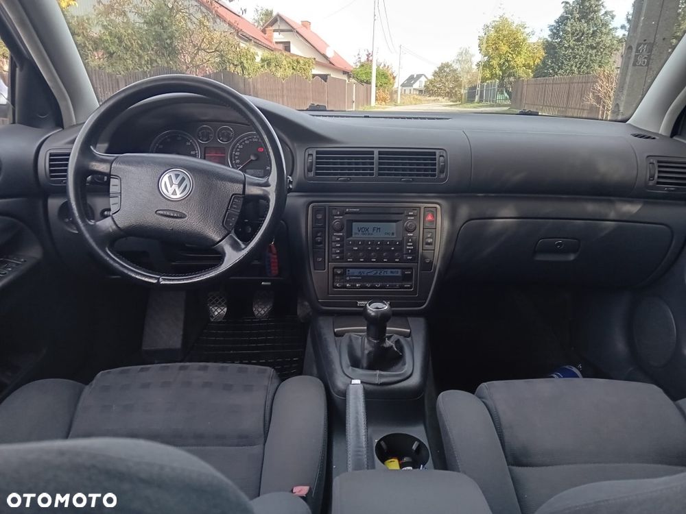 Volkswagen Passat - 3