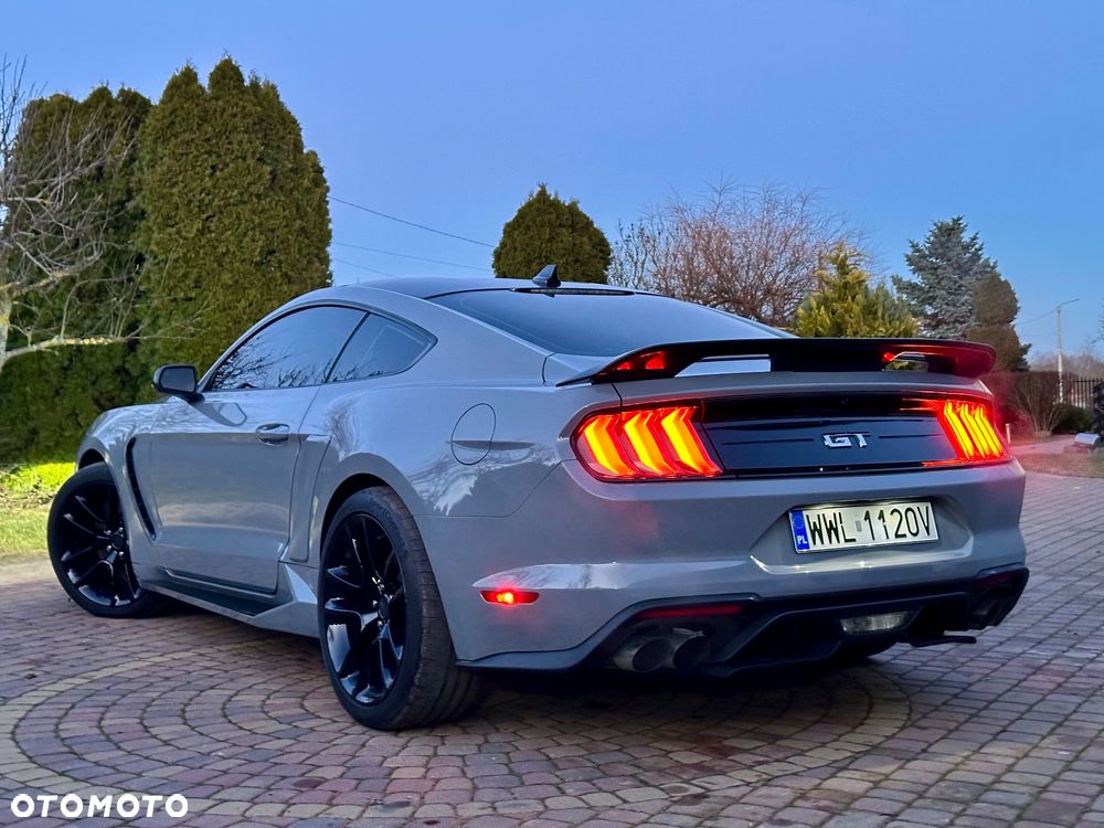 Ford Mustang - 14