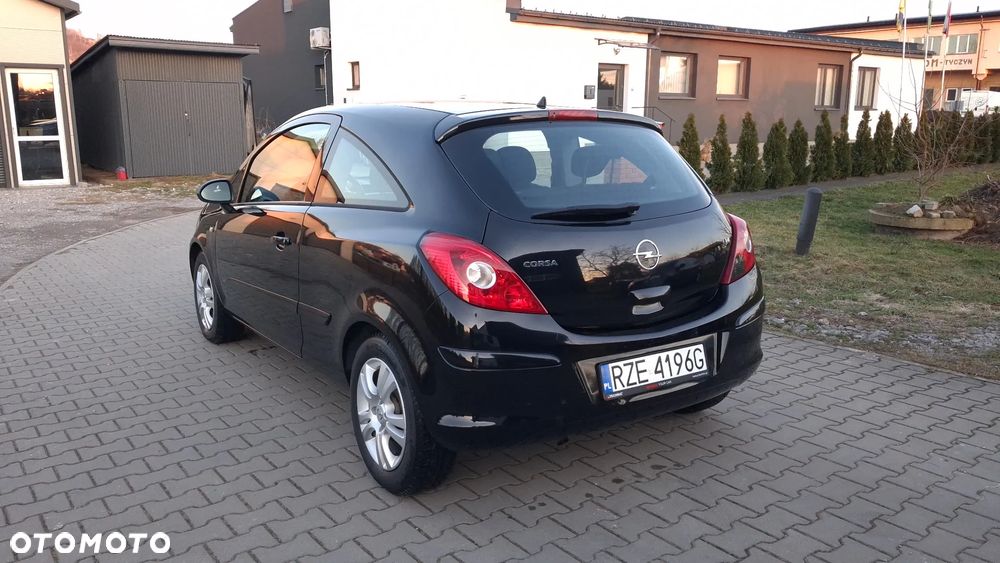 Opel Corsa - 4