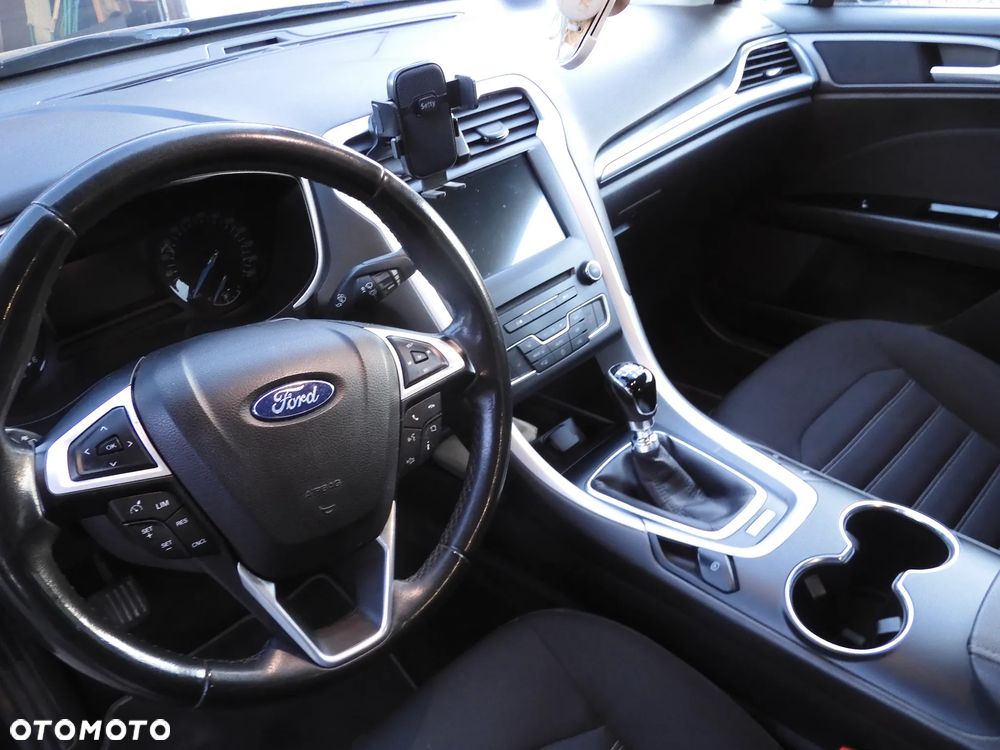 Ford Mondeo - 13