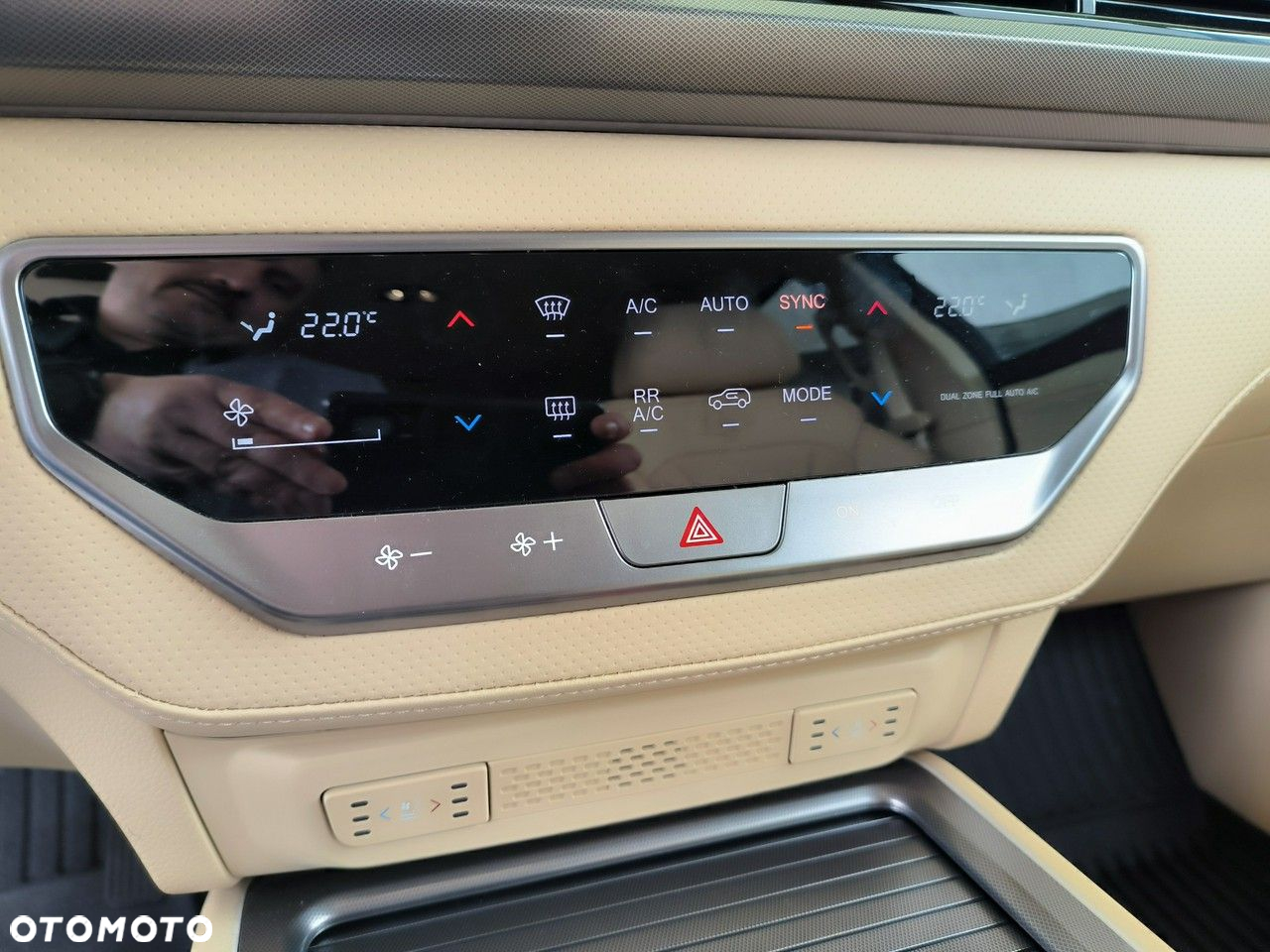 SsangYong/KGM Inny - 24