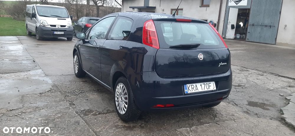 Fiat Grande Punto - 9