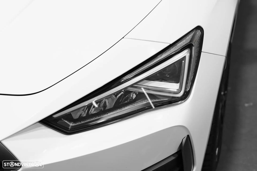 Cupra Leon ST 1.4 e-Hybrid VZ DSG - 16