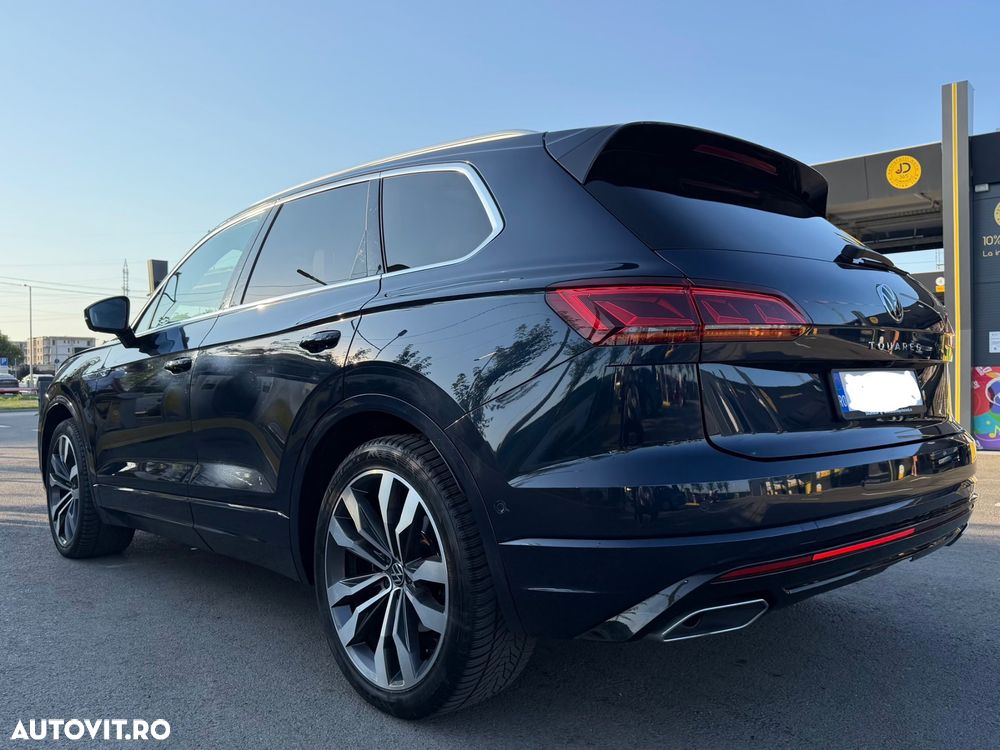 Volkswagen Touareg V6 TDI 4MOTION R-Line - 4