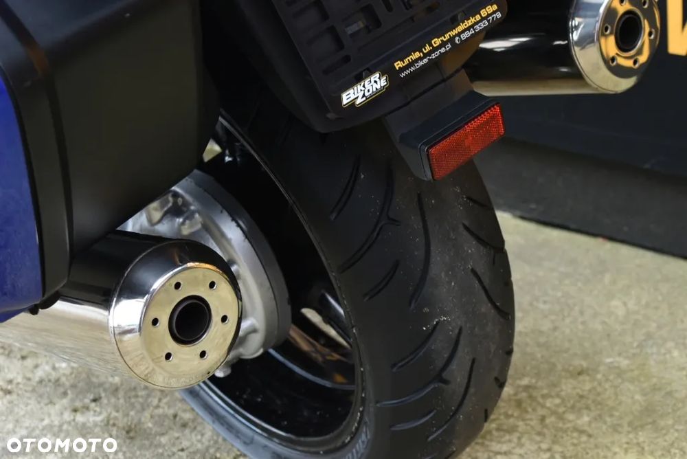 Yamaha FJR - 16