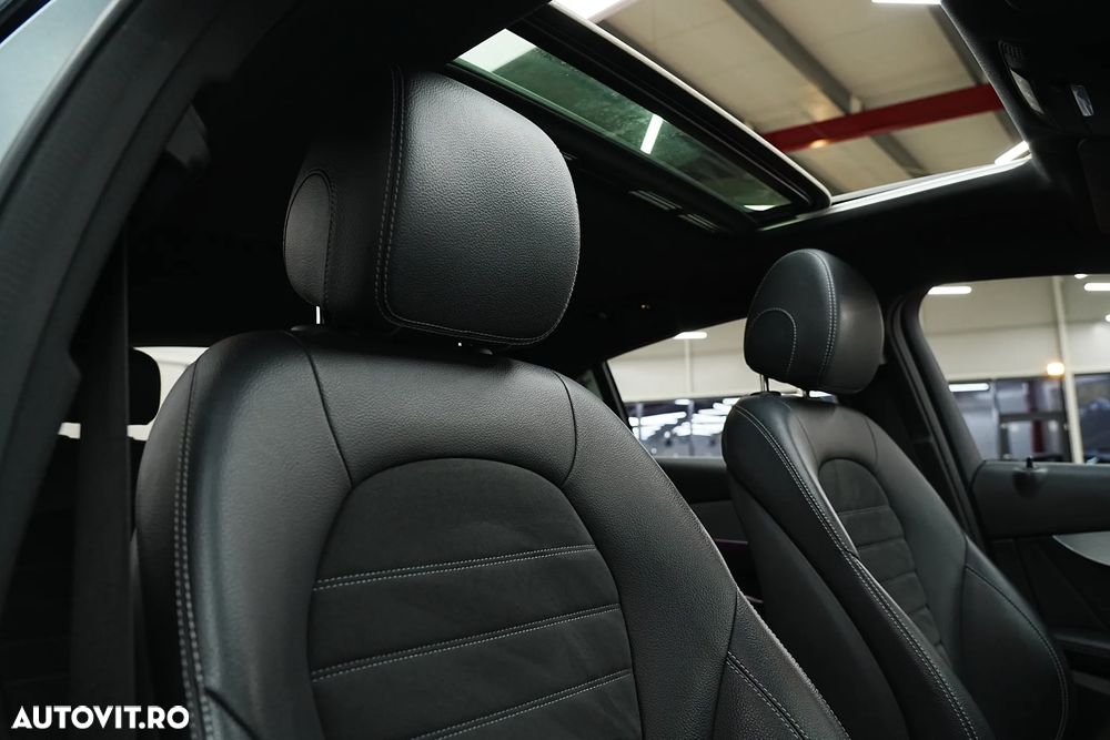 Mercedes-Benz GLC Coupe 300 4Matic 9G-TRONIC AMG Line Plus - 15