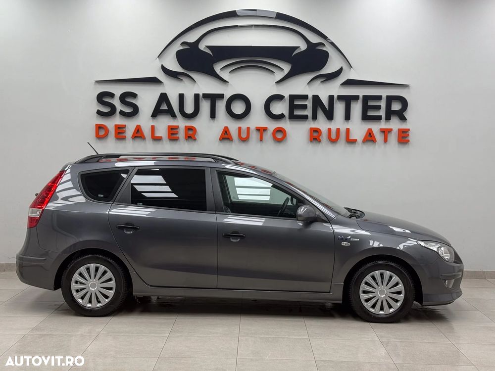 Hyundai i30 CW 1.4 GL Classic - 9