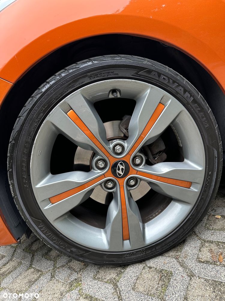 Hyundai Veloster 1.6 GDI Premium - 5