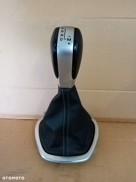 Gałka mieszek zmiany biegów Renault Trafic III Vivaro B 349358427R - 2