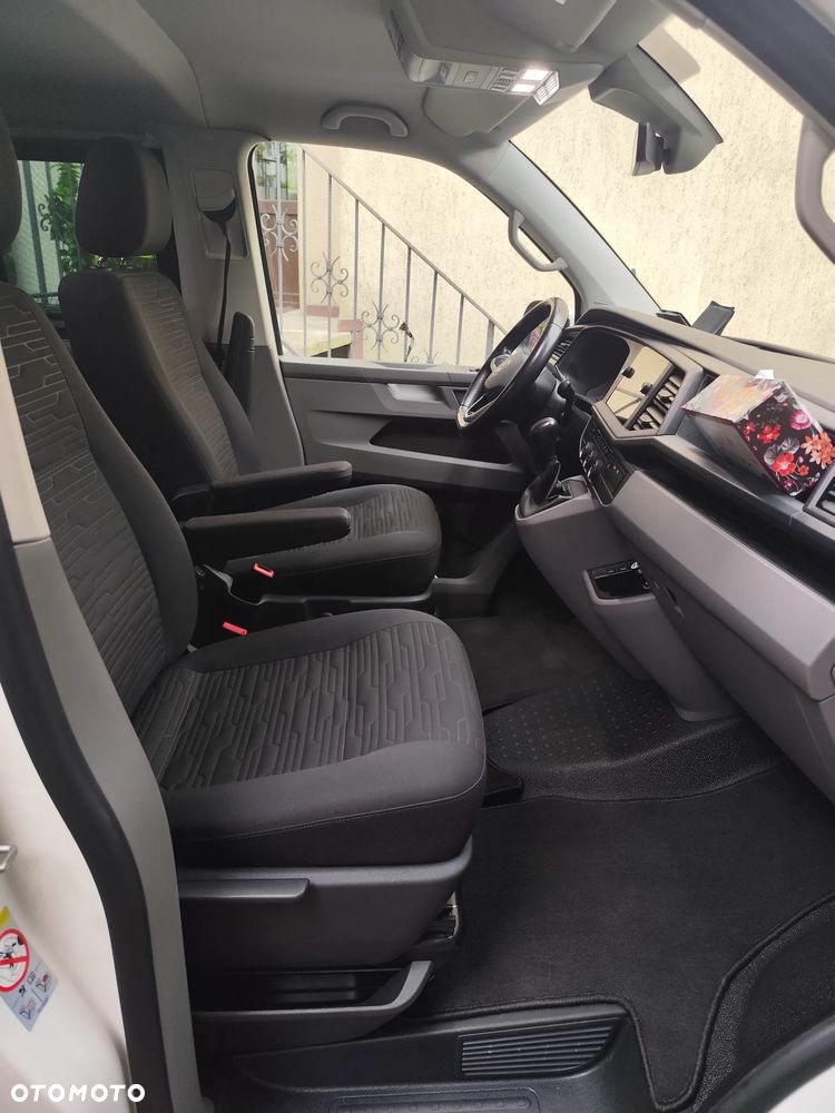 Volkswagen Caravelle - 15