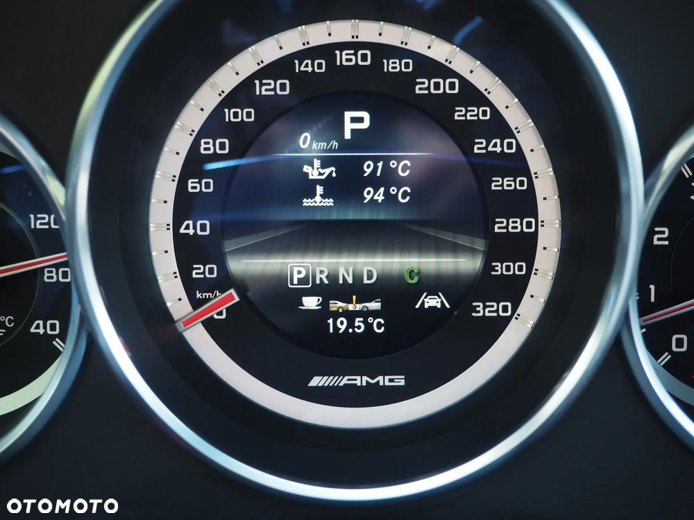 Mercedes-Benz CLS 63 AMG - 26