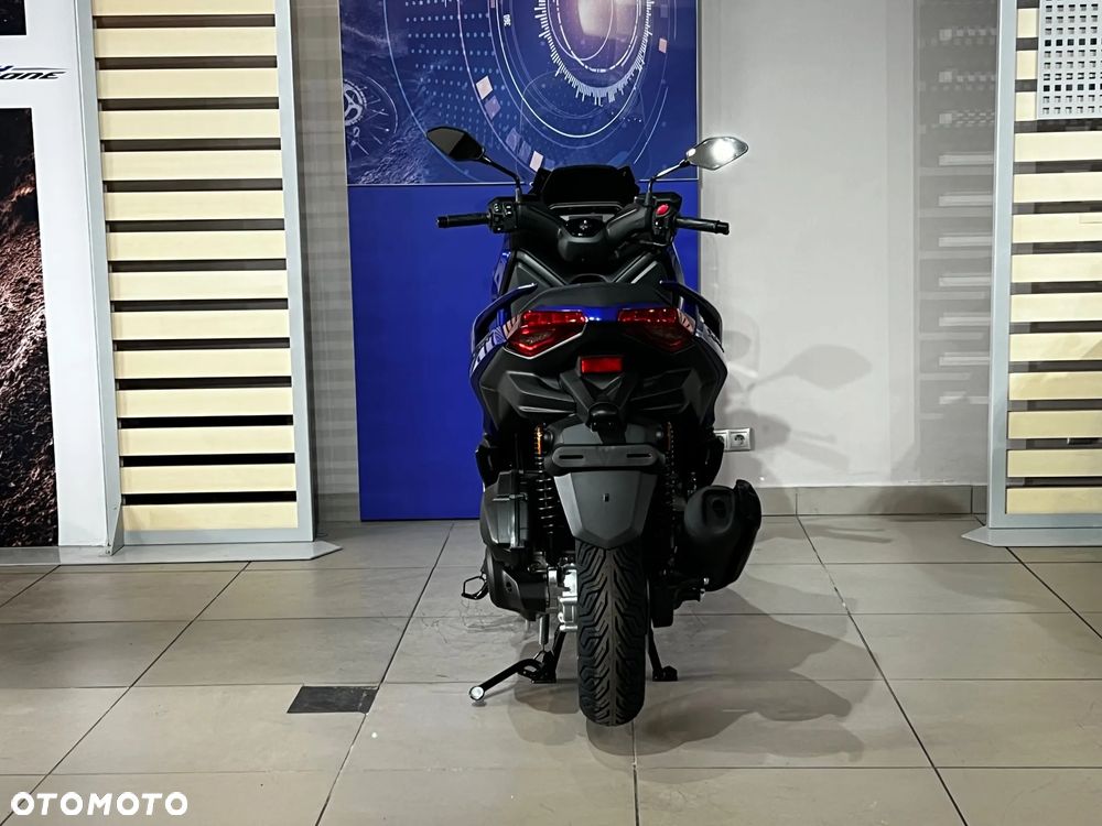 Yamaha X-max - 4