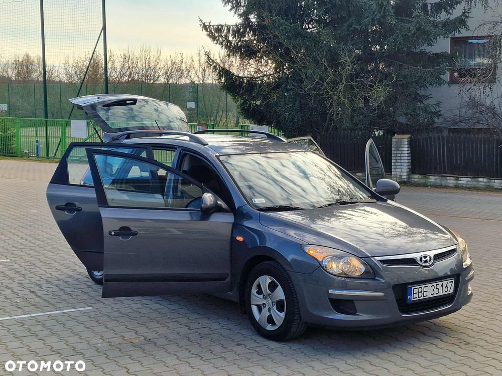 Hyundai i30 1.6 CRDi Comfort - 17