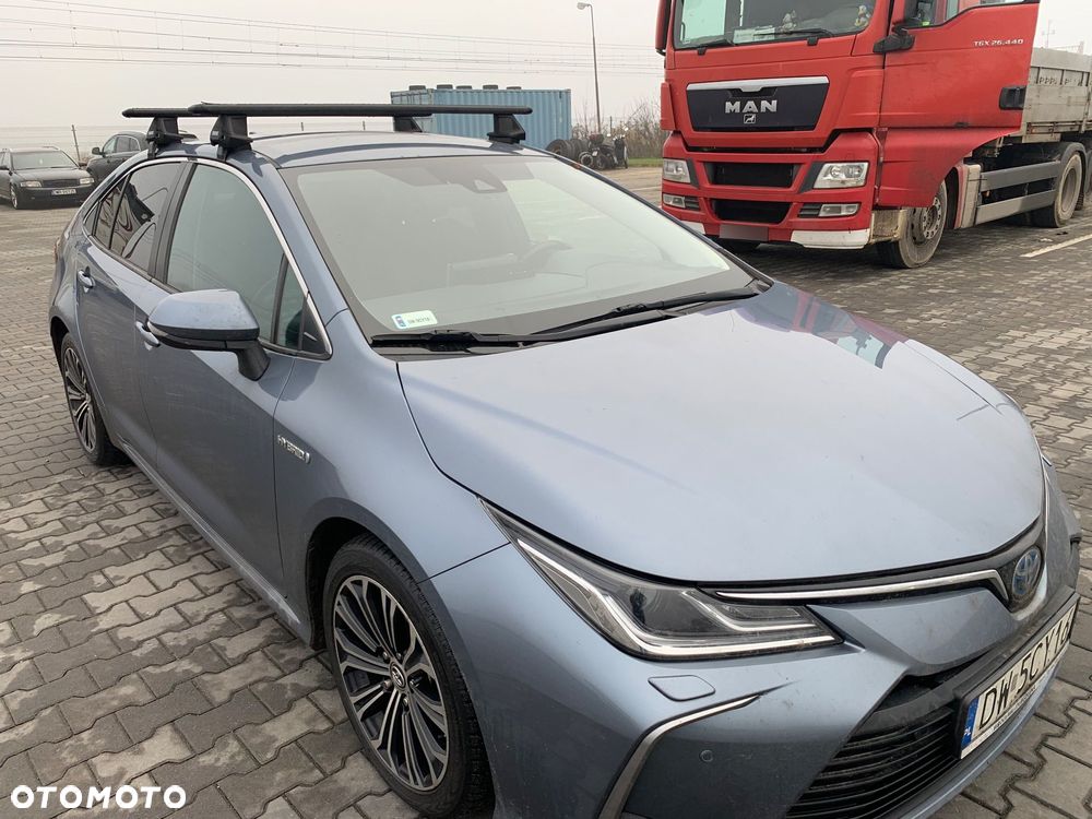 Toyota Corolla 1.8 Hybrid Comfort - 1