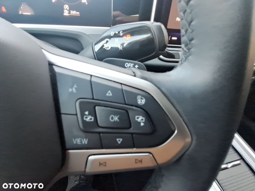 Volkswagen Passat - 27