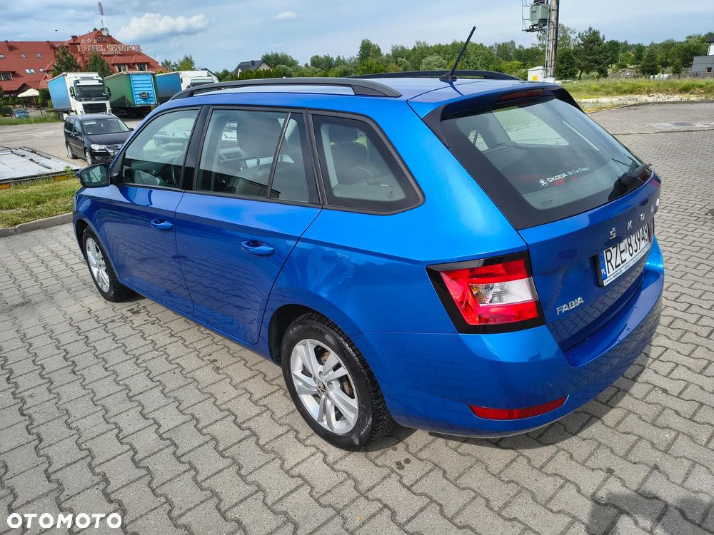Skoda Fabia 1.0 TSI Ambition Plus - 2
