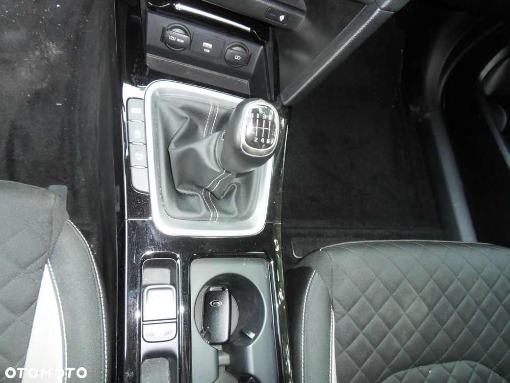 Kia Ceed 1.6 CRDi GT Line - 22