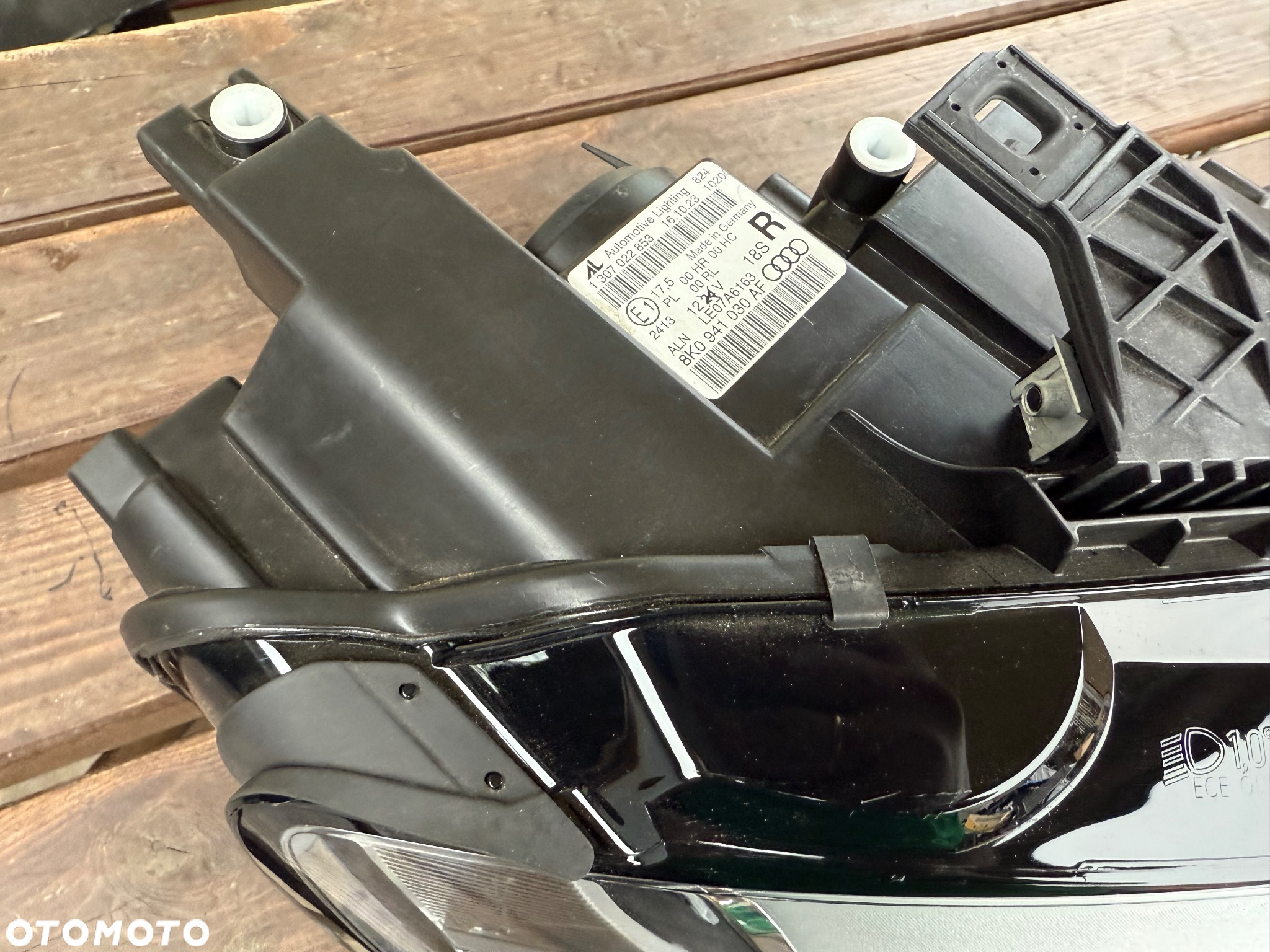 Lampa prawa przednia Audi A4 B8 - 5
