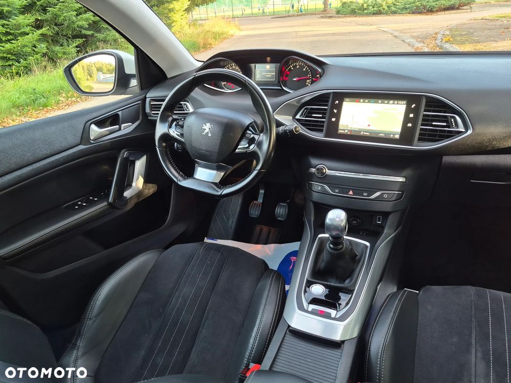 Peugeot 308 BlueHDi FAP 150 Stop & Start Allure - 10