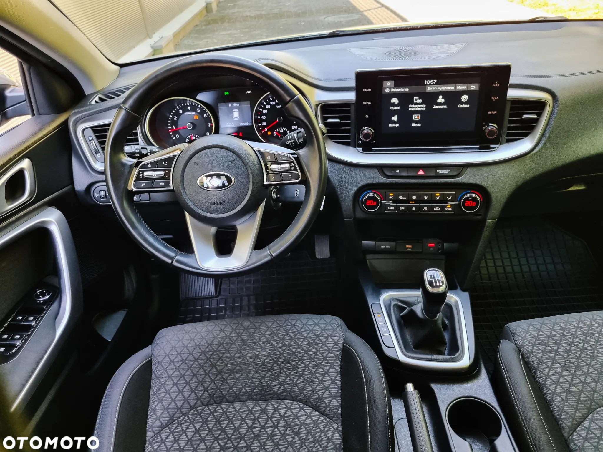 Kia Ceed 1.4 T-GDI L - 6