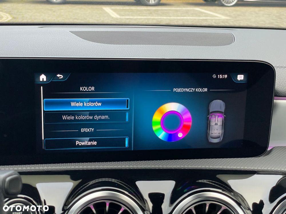 Mercedes-Benz CLA 200 AMG Line 7G-DCT - 35