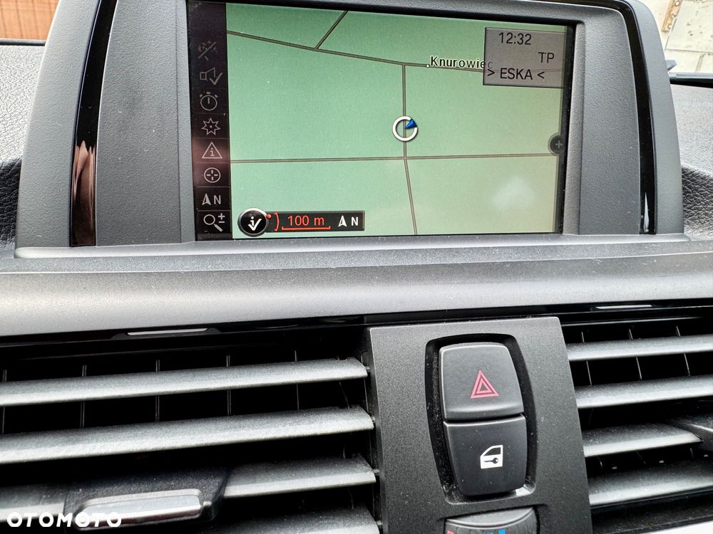 BMW Seria 1 118d Sport Line - 29