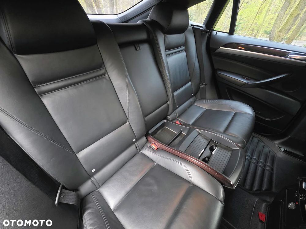 BMW X6 - 25