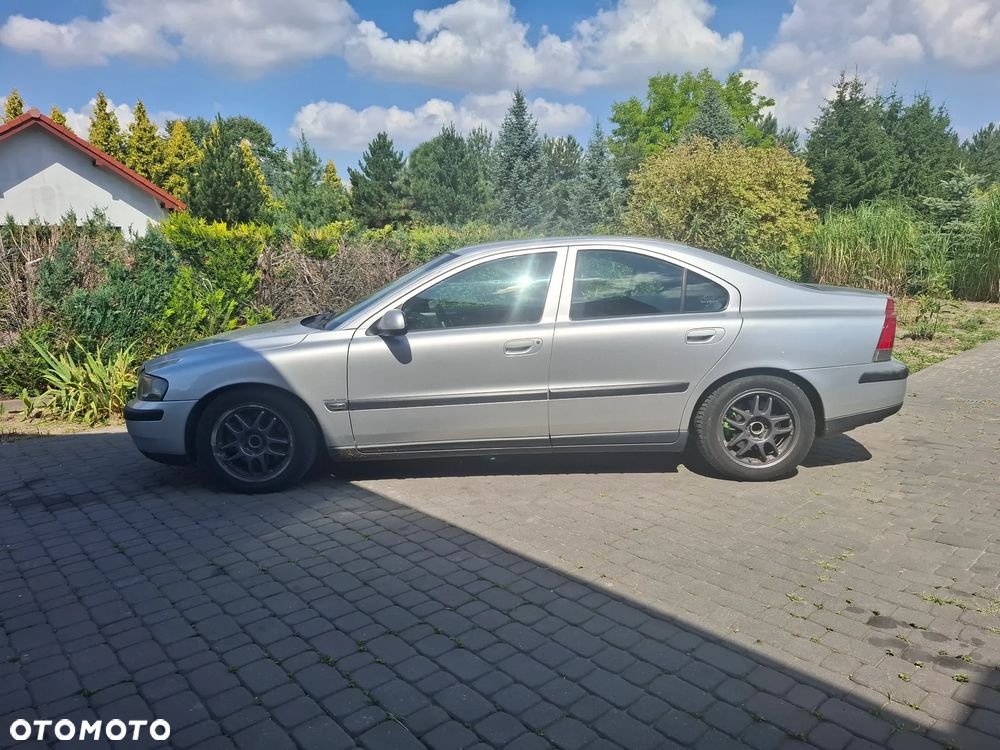 Volvo S60 - 2