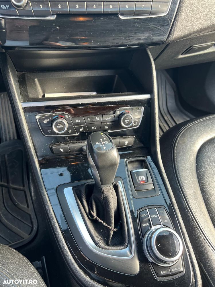 BMW Seria 2 218d Aut. Advantage - 31