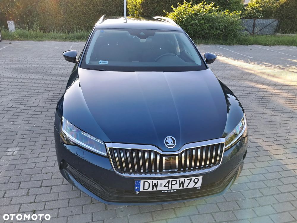 Skoda Superb 2.0 TSI Ambition DSG - 8
