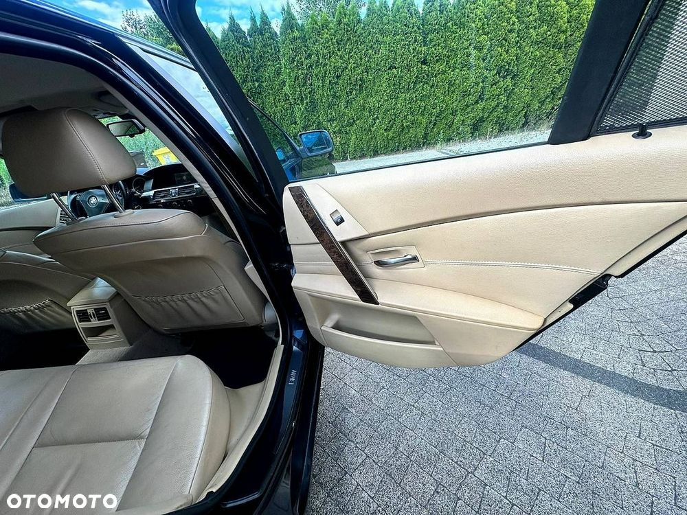 BMW Seria 5 - 12