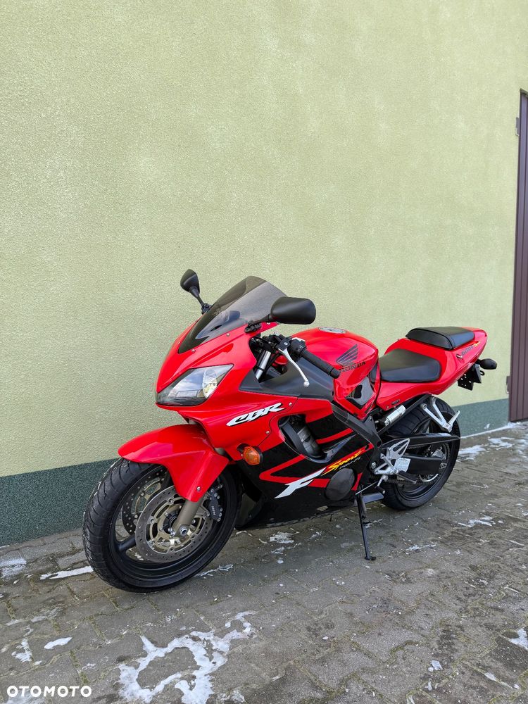 Honda CBR - 26