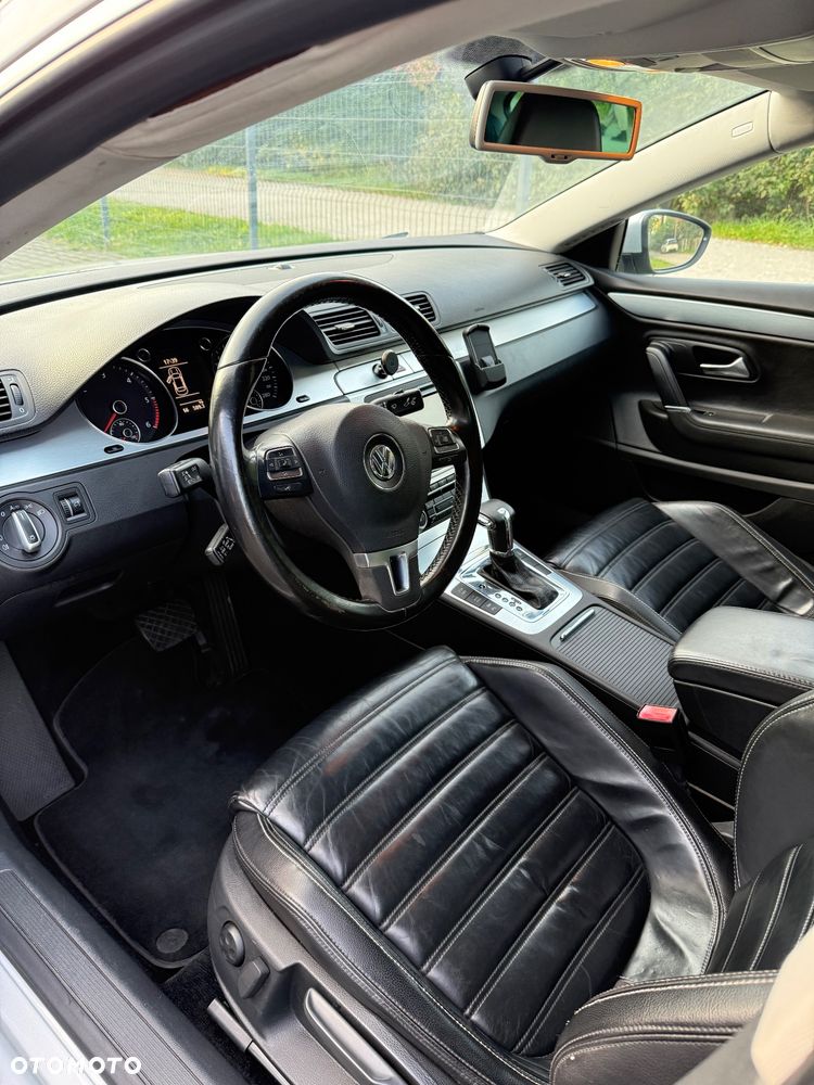 Volkswagen Passat CC 2.0 TDI DSG Exclusive - 11